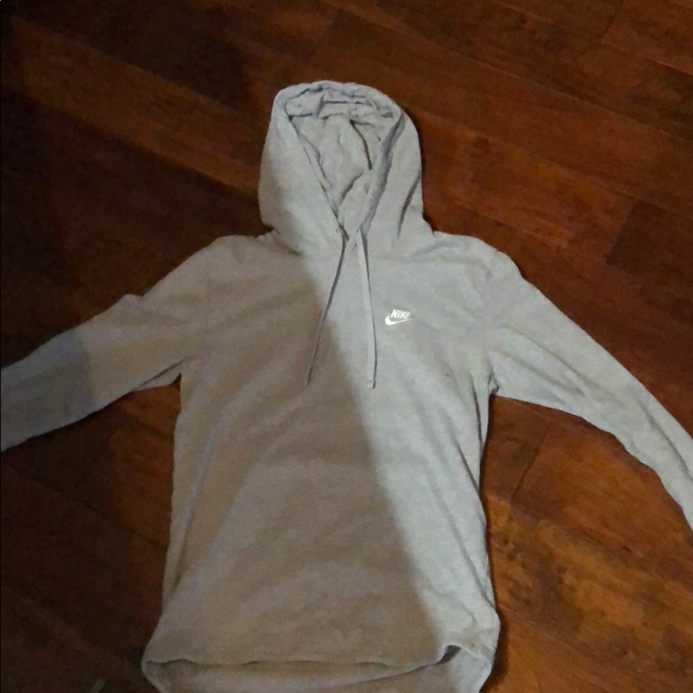 Nike Men’s small Gray Thin Hoodie
